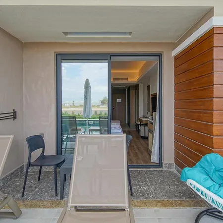 Ξενοδοχείο Aletris Deluxe & 5*